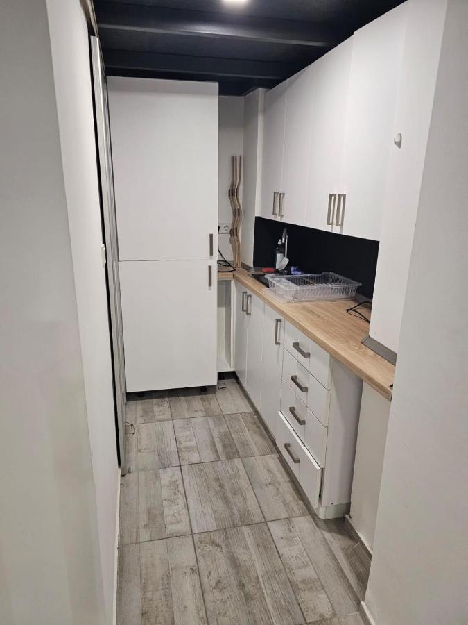 7Dab Apartment Almassy Contactless Self Check-In Boedapest Buitenkant foto